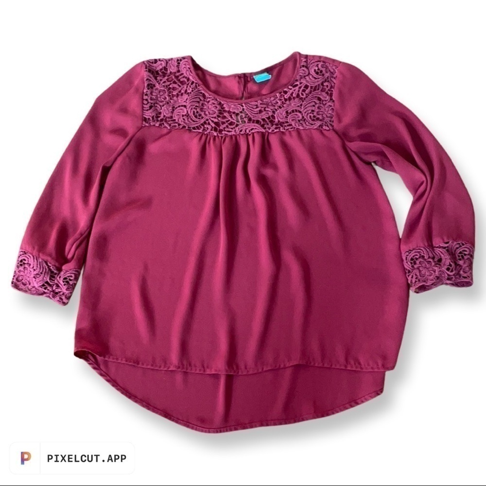 Pssst L maroon top with cut out detail